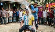 ইসলামে দুধ দিয়ে গোসল করা জায়েজ কি না?