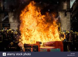 টঙ্গীতে চট্রলার ইঞ্জিনে আগুন