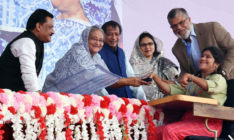 প্রতিবন্ধী  ব্যক্তিদের সম্পর্কে ‘নেতিবাচক মানসিকতা ’ পরিহার করার আহ্বান -প্রধানমন্ত্রী