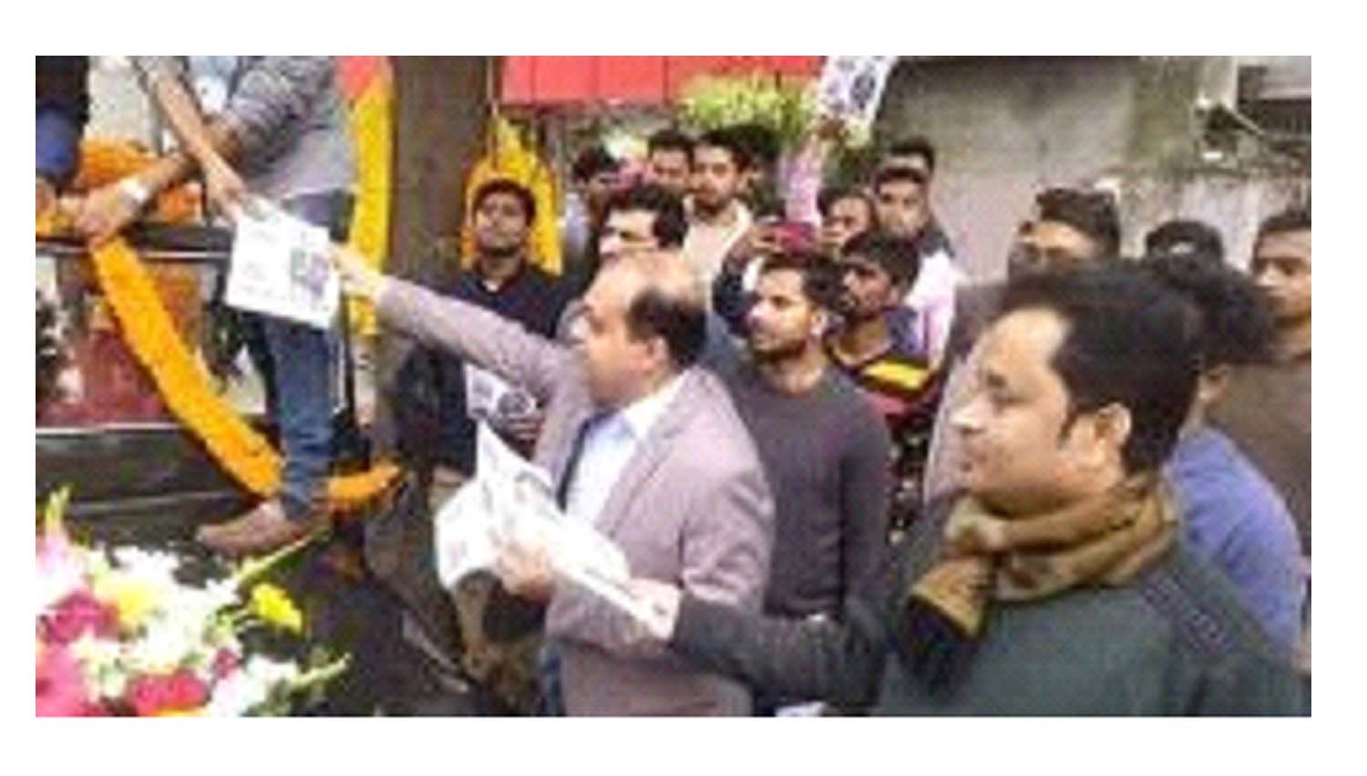 মেয়র আতিকের নির্বাচনী প্রচারণায়গাজীপুর মহানগর যুবলীগের আহবায়ক রাসেল সরকার