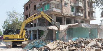 হরিণাকুন্ডুতে অবৈধ স্থাপনা উচ্ছেদ