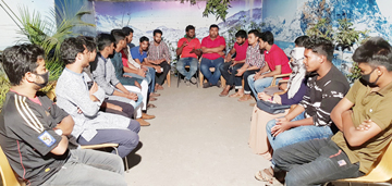 করোনা আক্রান্তদের সেবা দিতে চান কালীগঞ্জের ২০ তরুণ-তরুণী