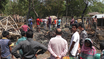 শৈলকুপায় অগ্নিকান্ডে দগ্ধ হয়ে গৃহবধুর মৃত্যু, আহত-২