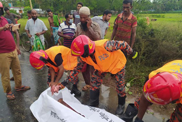 ঝিনাইদহে পৃথক সড়ক দুর্ঘটনায় ২ জন নিহত