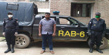 ঝিনাইদহে ৪০০ পিচ ইয়াবাসহ মাদক ব্যবসায়ী গ্রেফতার