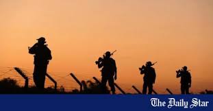 মহেশপুর সীমান্ত দিয়ে ভারতে পাচারের সময় দালালসহ যুবতী ধরা