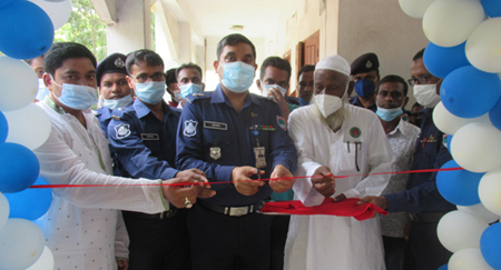 ঝিনাইদহের কালীচরণপুরে বিট পুলিশিং কার্যালয়ের উদ্বোধন