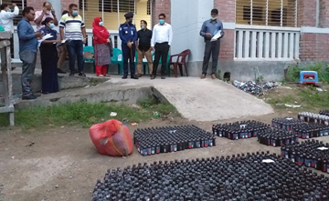 ঝিনাইদহে বিভিন্ন সময় জব্দ হওয়া বিপুল পরিমান মাদকদ্রব্য ধ্বংস