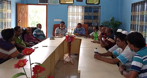 পুলিশ সুপারের কাছে ক্ষুদ্ধ ঝিনাইদহ বাস মালিক সমিতির নালিশ