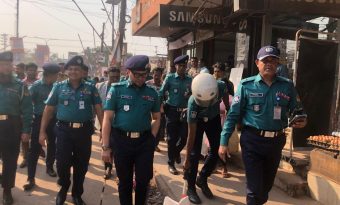 গাজীপুরে পুলিশের অভিযানে ফুটপাত দখলমুক্ত হলেও গ্রেফতার হয়নি চাঁদাবাজরা