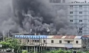 বয়লার বিস্ফোরণের পর গাজীপুরে এক কারখানায় আগুন
