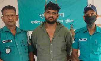 পূবাইলে দেশীয় অস্ত্রসহ যুবক গ্রেপ্তার, পলাতক ২