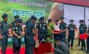 সবুজায়নের অঙ্গীকারে ঢাকা কেন্দ্রীয় কারাগারে বৃক্ষরোপণ কর্মসূচির উদ্বোধন